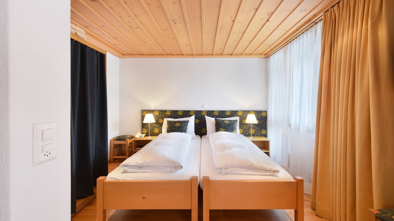 Photo of Others in Lenk