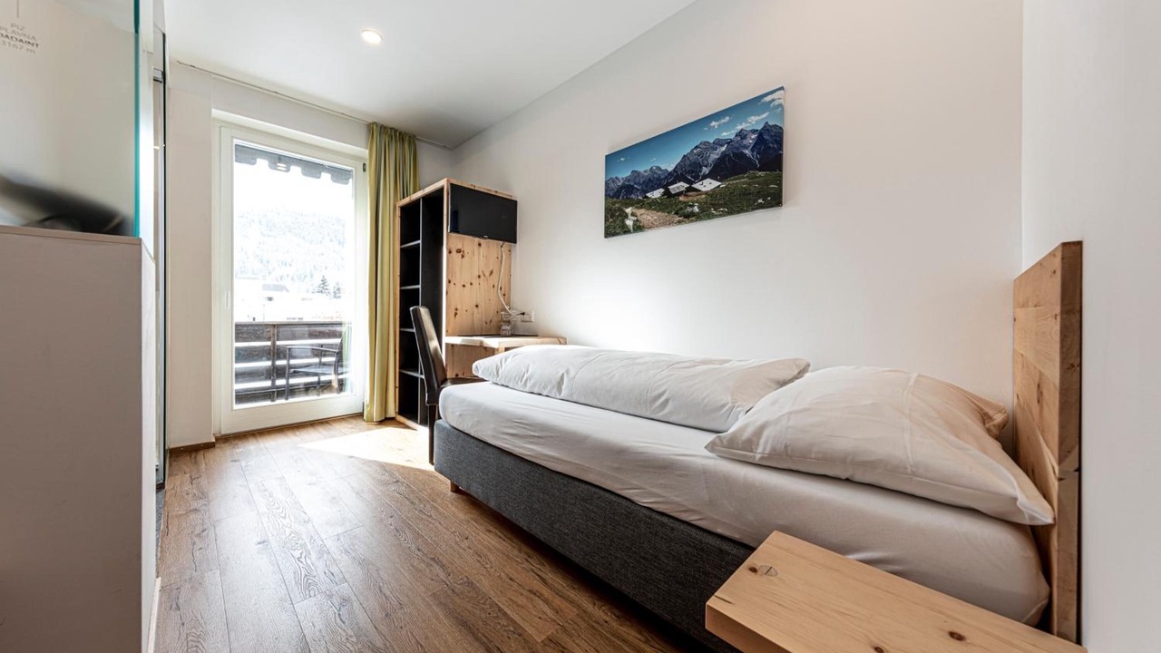Photo of Bedroom in Engadin Scoul