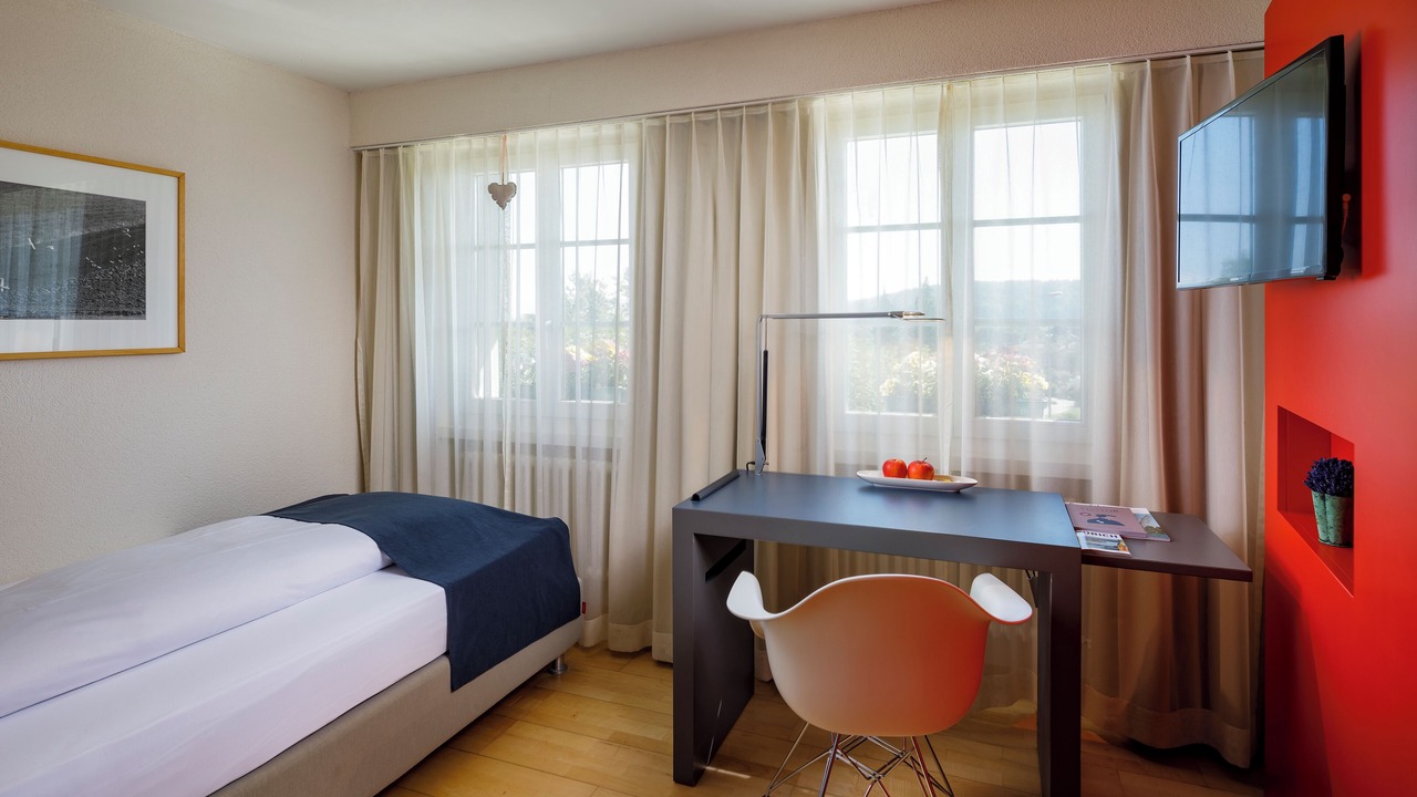 Photo of Bedroom in Uster District