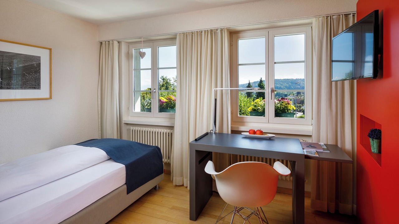 Photo of Bedroom in Uster District