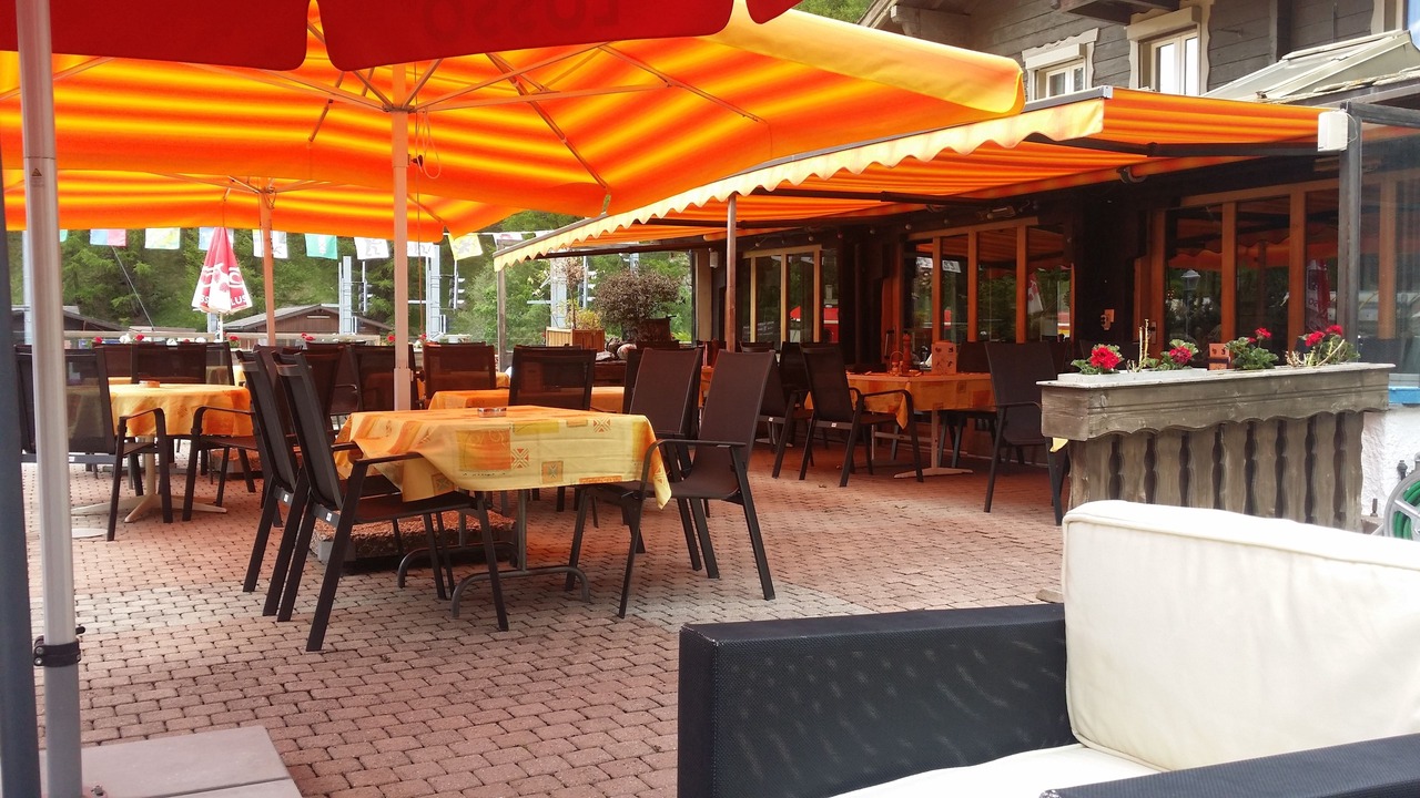 Photo of Others in Taesch