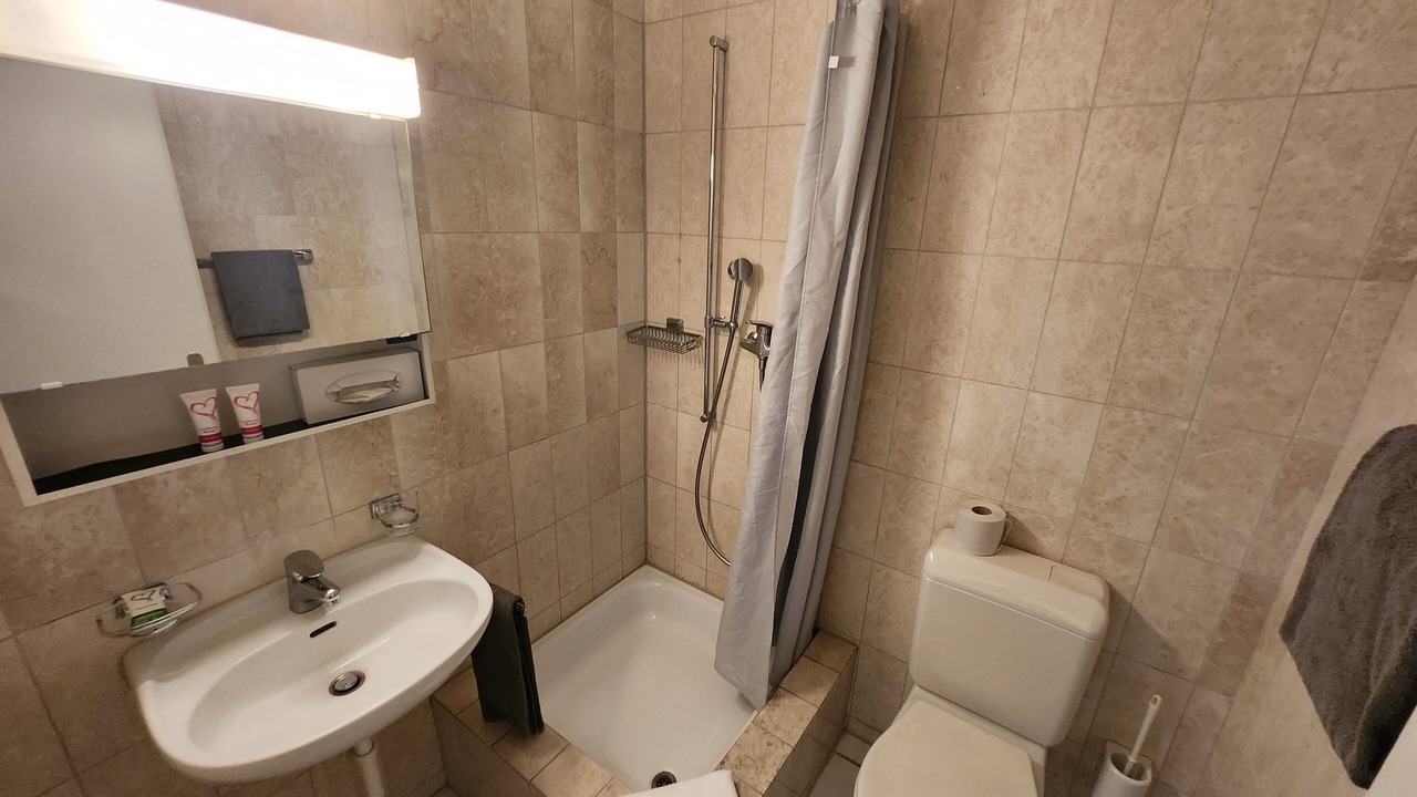 Photo of Bathroom in Suhr
