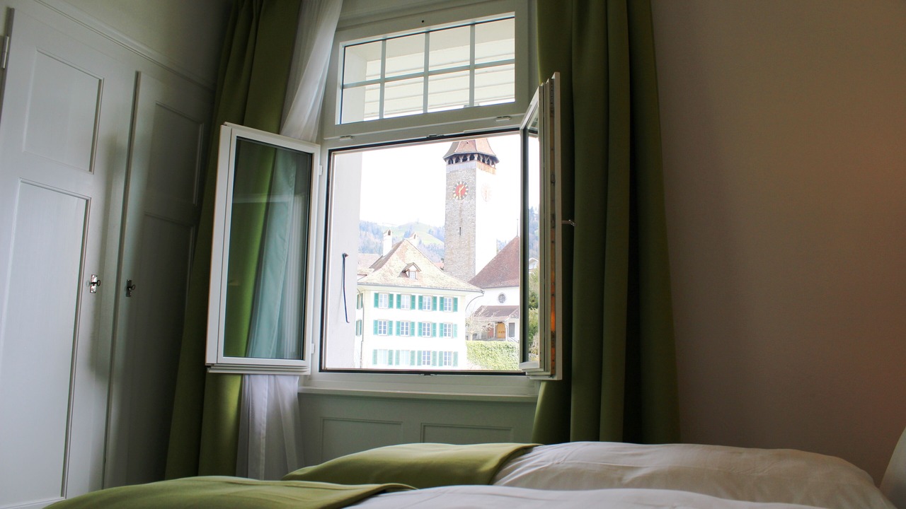 Photo of Bedroom in Hilterfingen