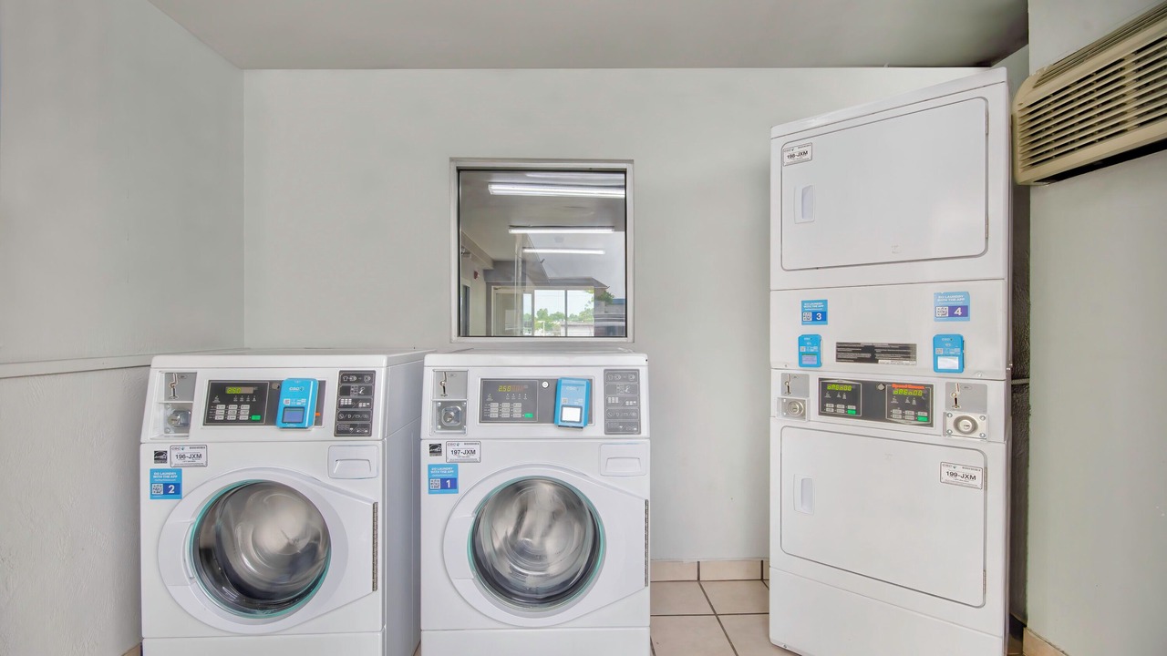 Photo of Bedroom in North Lamar