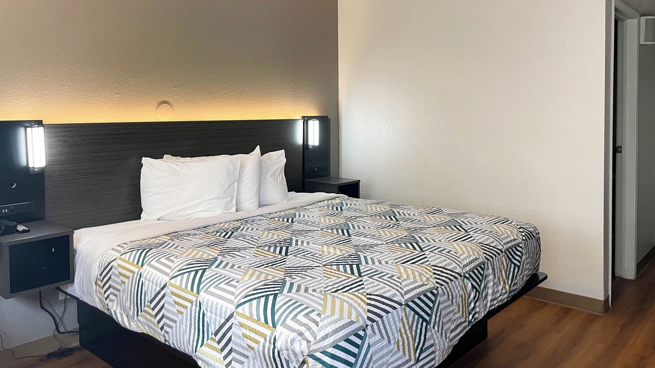 Photo of Others in Cheyenne