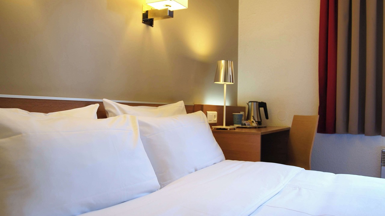 Photo of Bedroom in Le Bourget