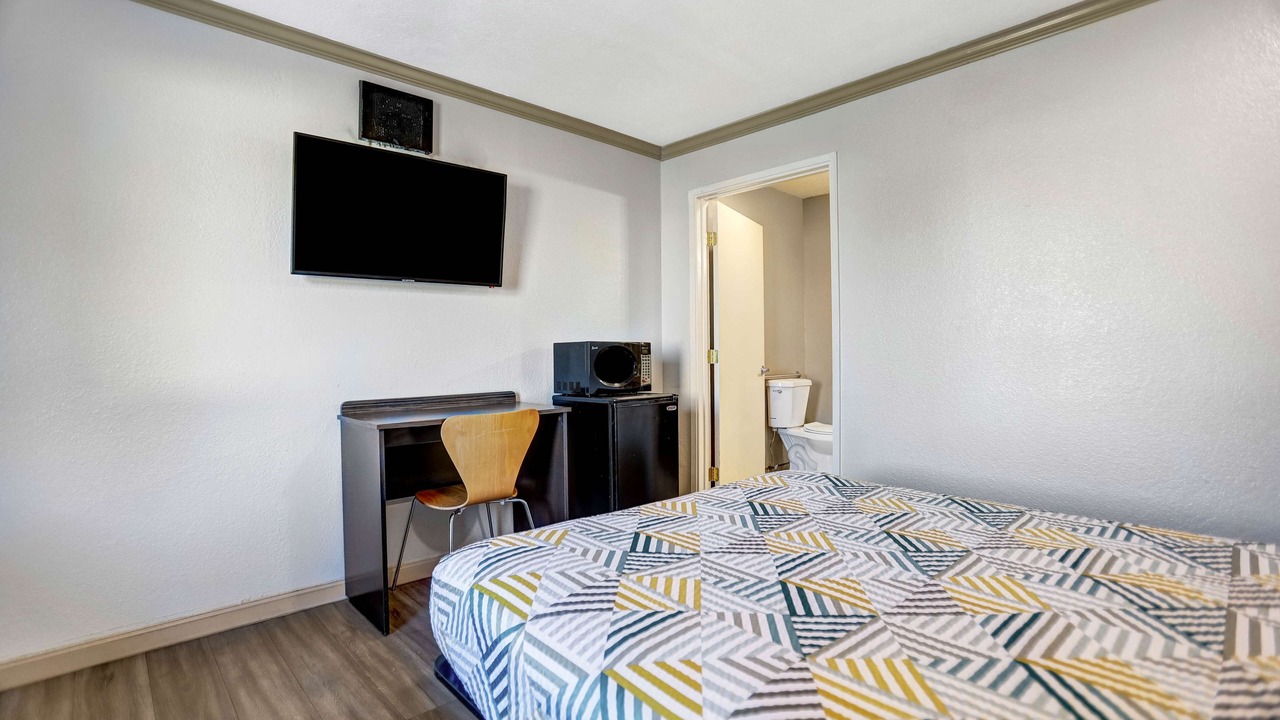 Photo of Bedroom in Red Bluff