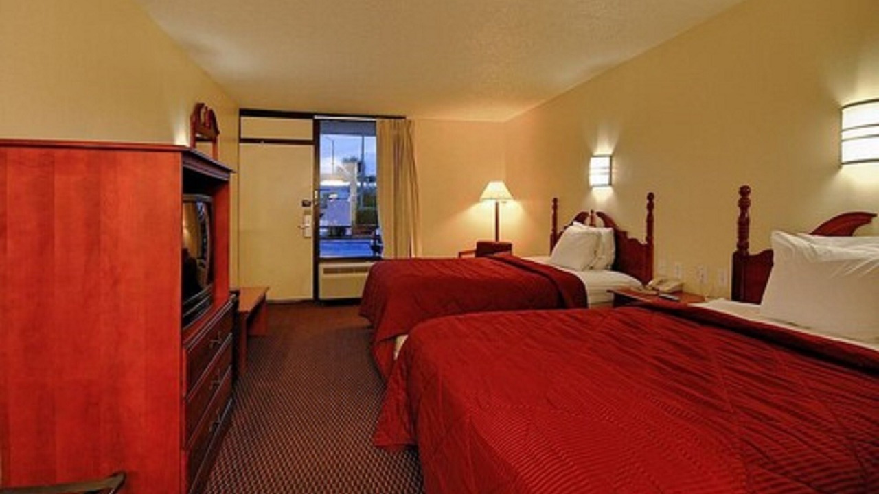 Photo of Bedroom in Ferry Pass