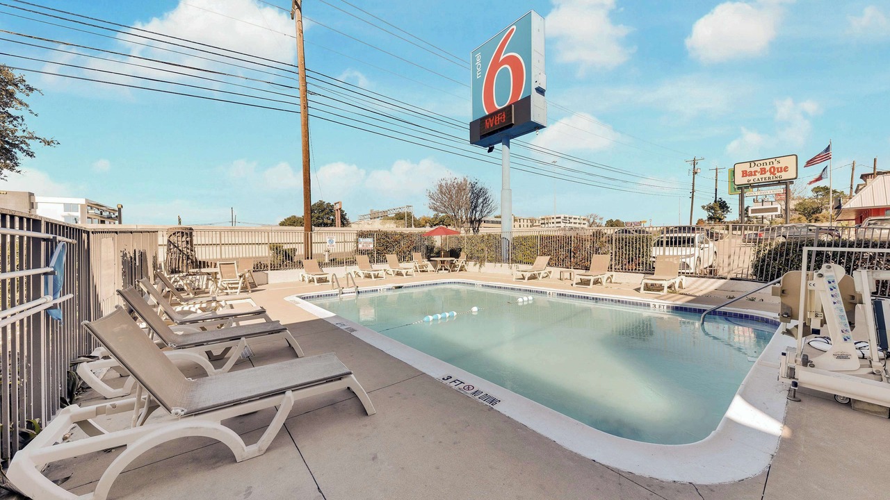Photo of Outdoor in Parker Lane
