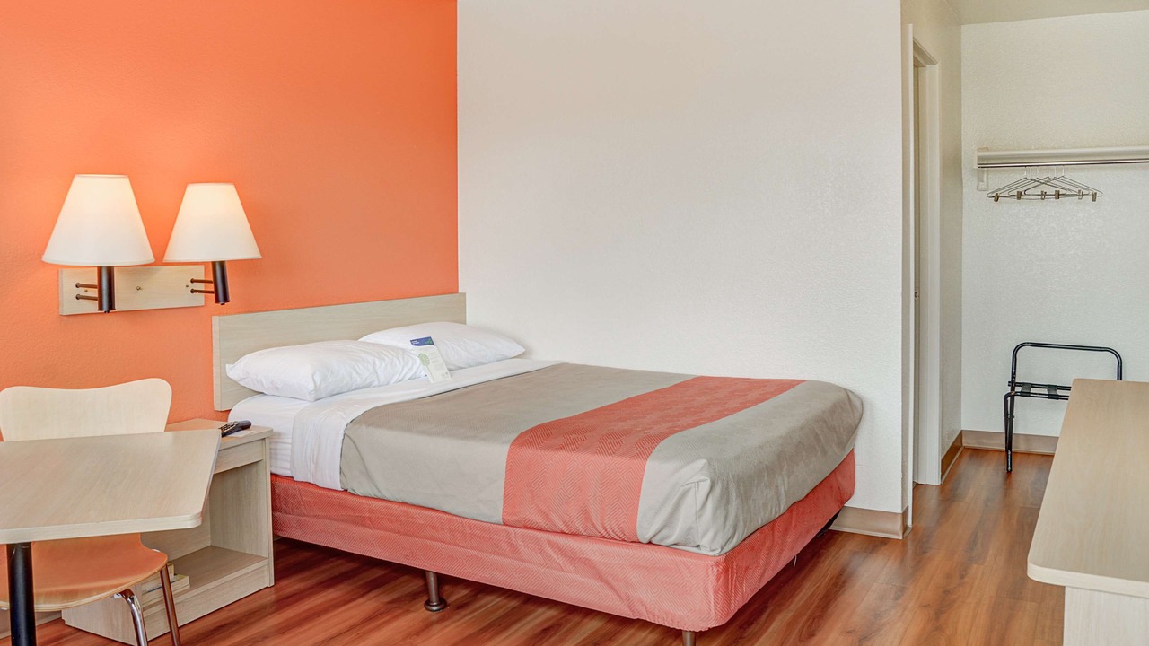 Photo of Others in Creston - Kenilworth