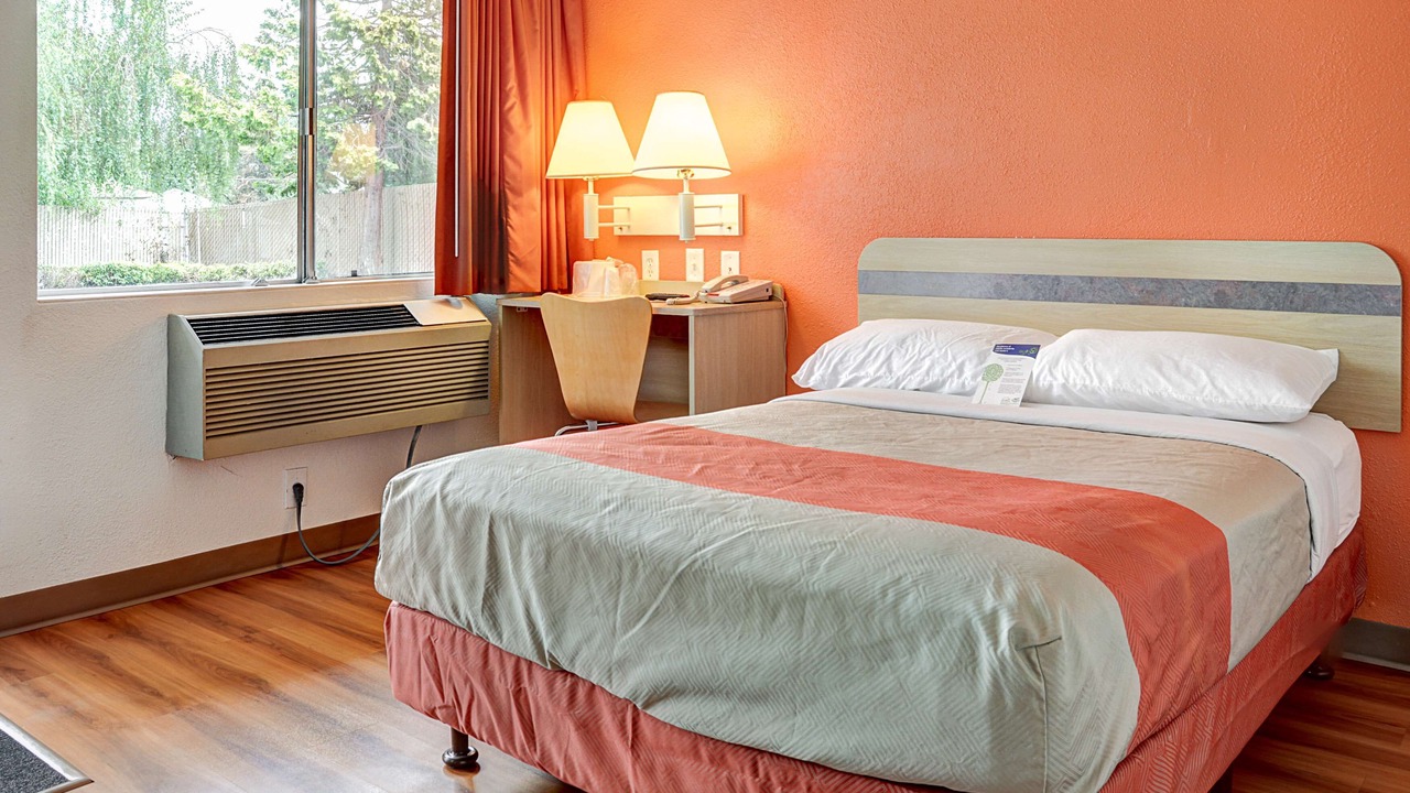 Photo of Others in Creston - Kenilworth