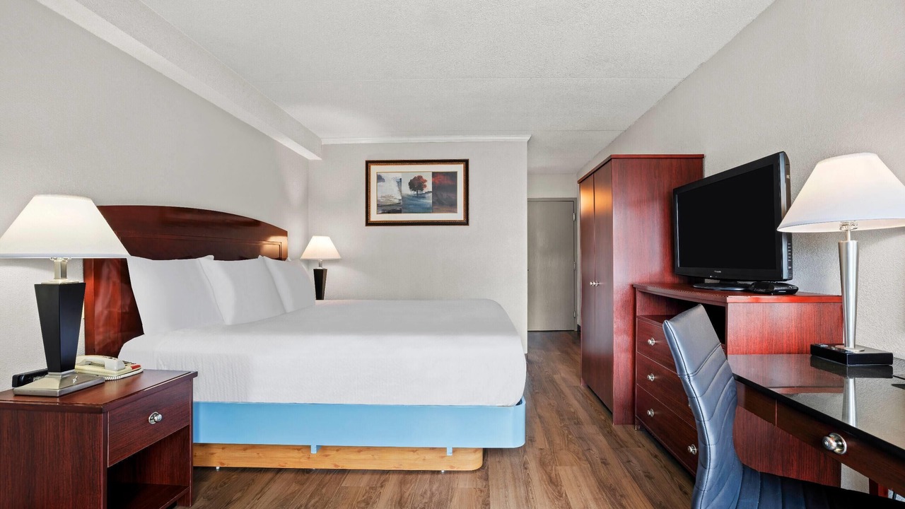 Photo of Bedroom in Utica