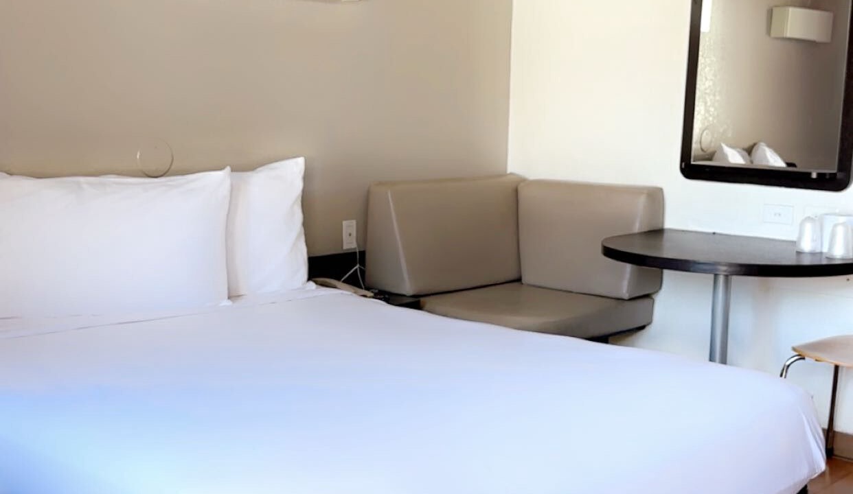 Photo of Bedroom in Santa Rosa