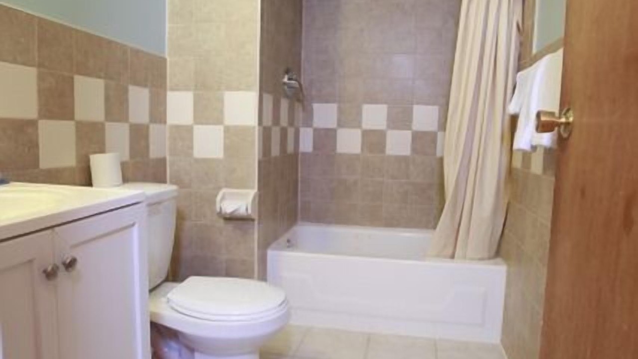 Photo of Others in Jericho