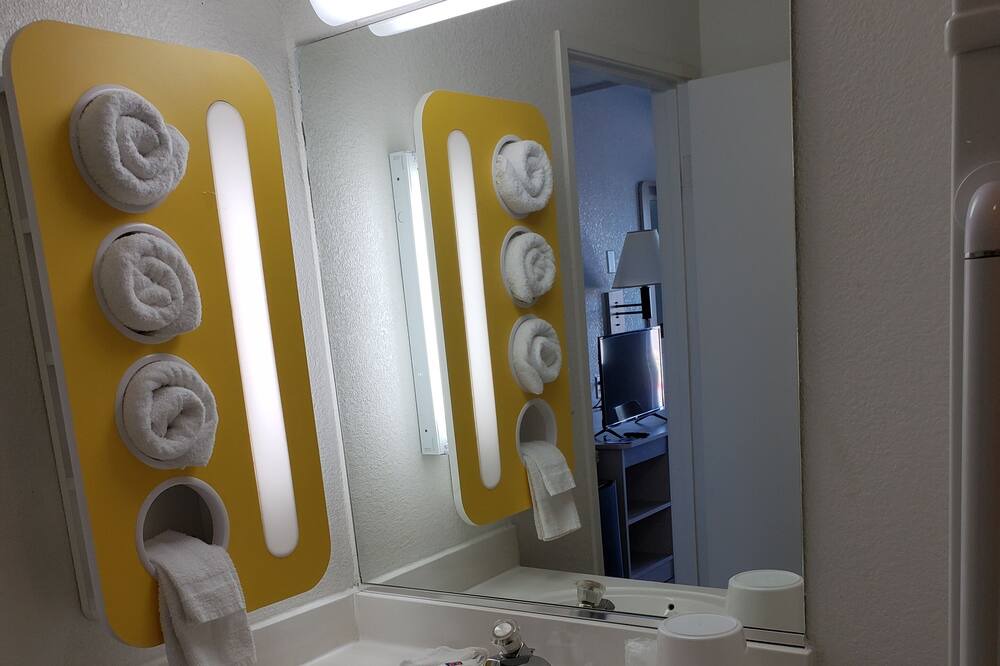 Photo of Bathroom in Deming
