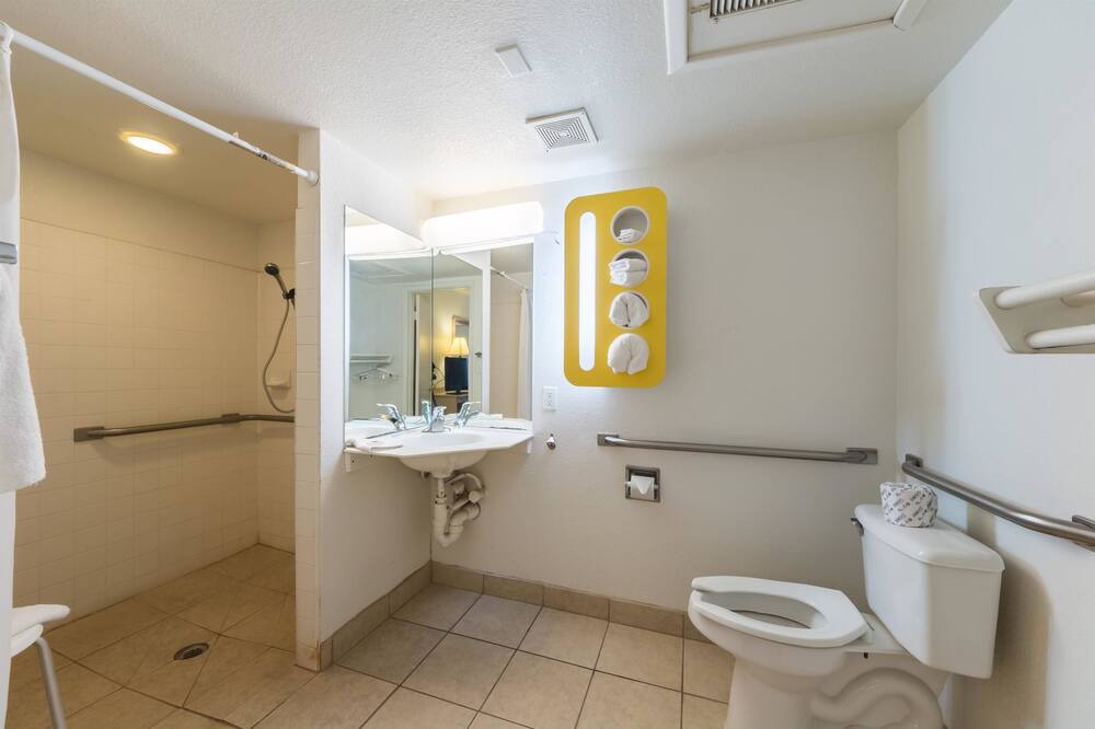 Photo of Bathroom in Deming