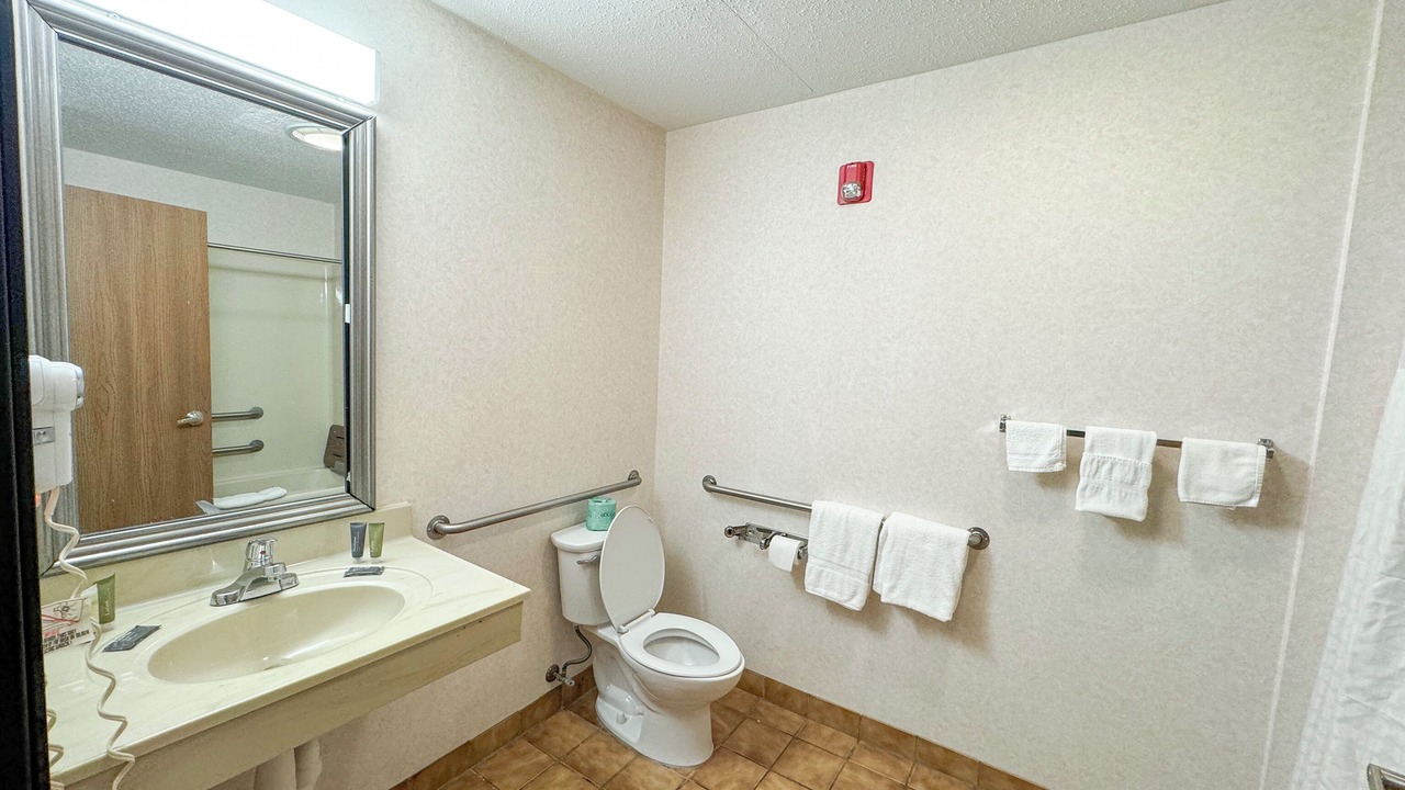 Photo of Bathroom in Batavia