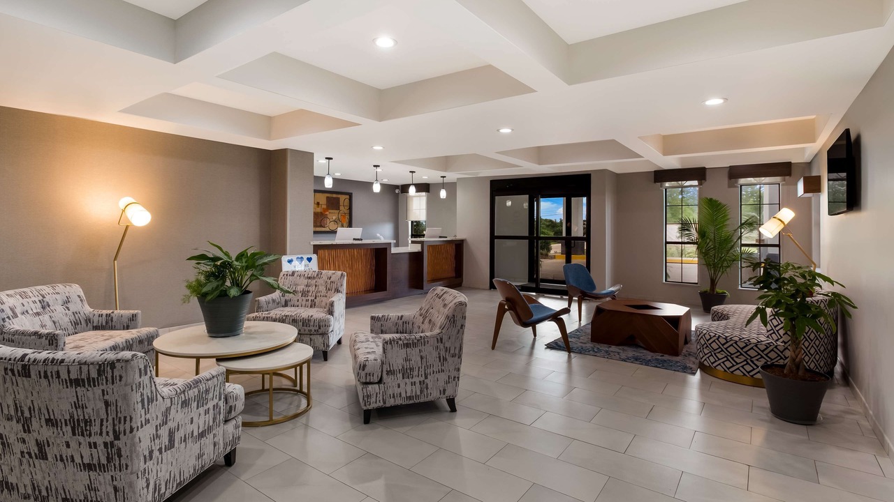 Photo of Livingroom in LaPlace