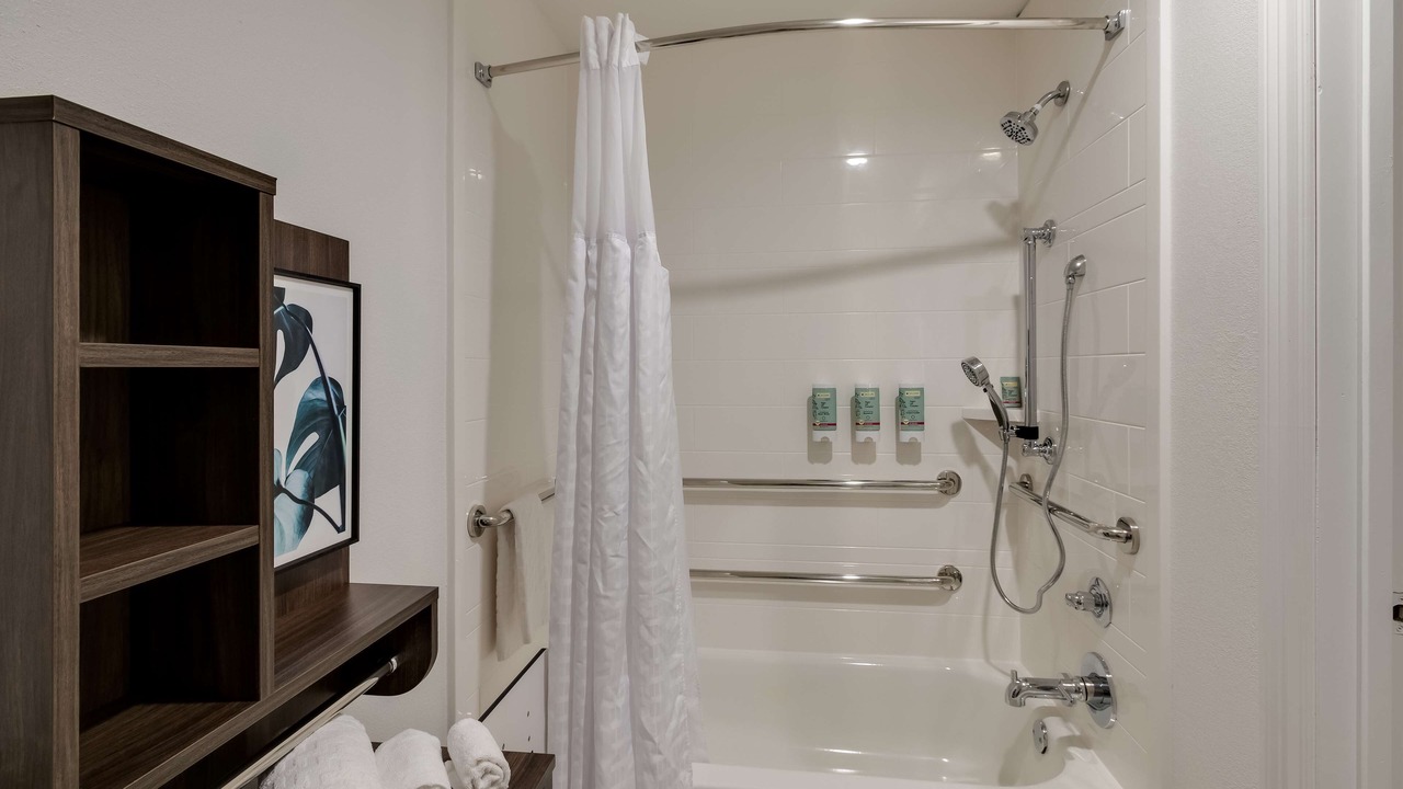 Photo of Bathroom in LaPlace