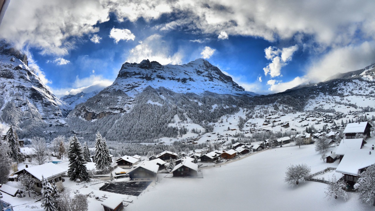 Photo of Buildings in Grindelwald