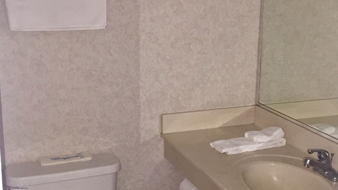 Photo of Bathroom in Gridley