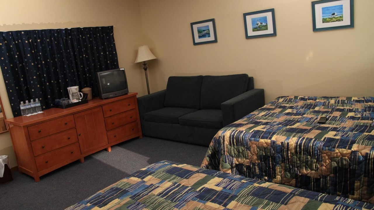 Photo of Others in Alma