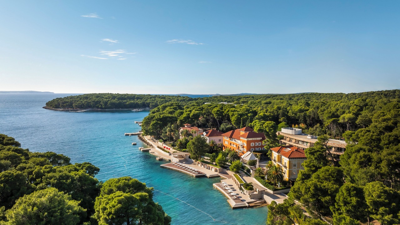 Photo of Outdoor in Cove Murtar