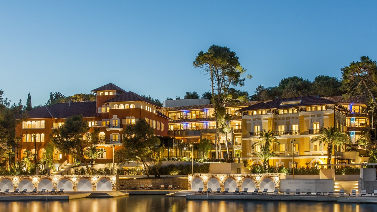 Photo of Outdoor in Cove Murtar