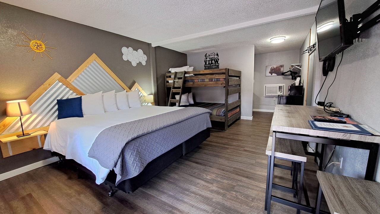 Photo of Bedroom in West Colorado Springs