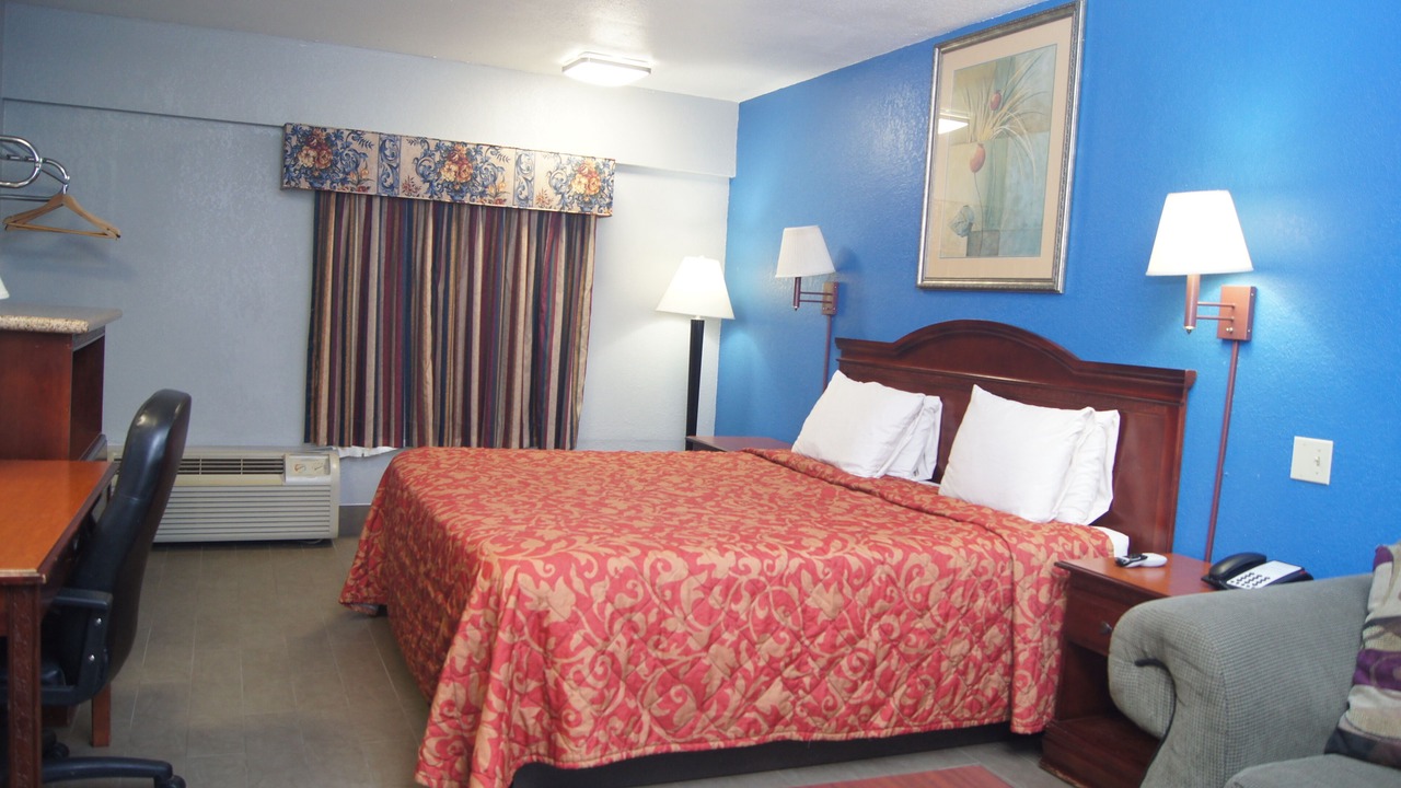 Photo of Bedroom in McAlester