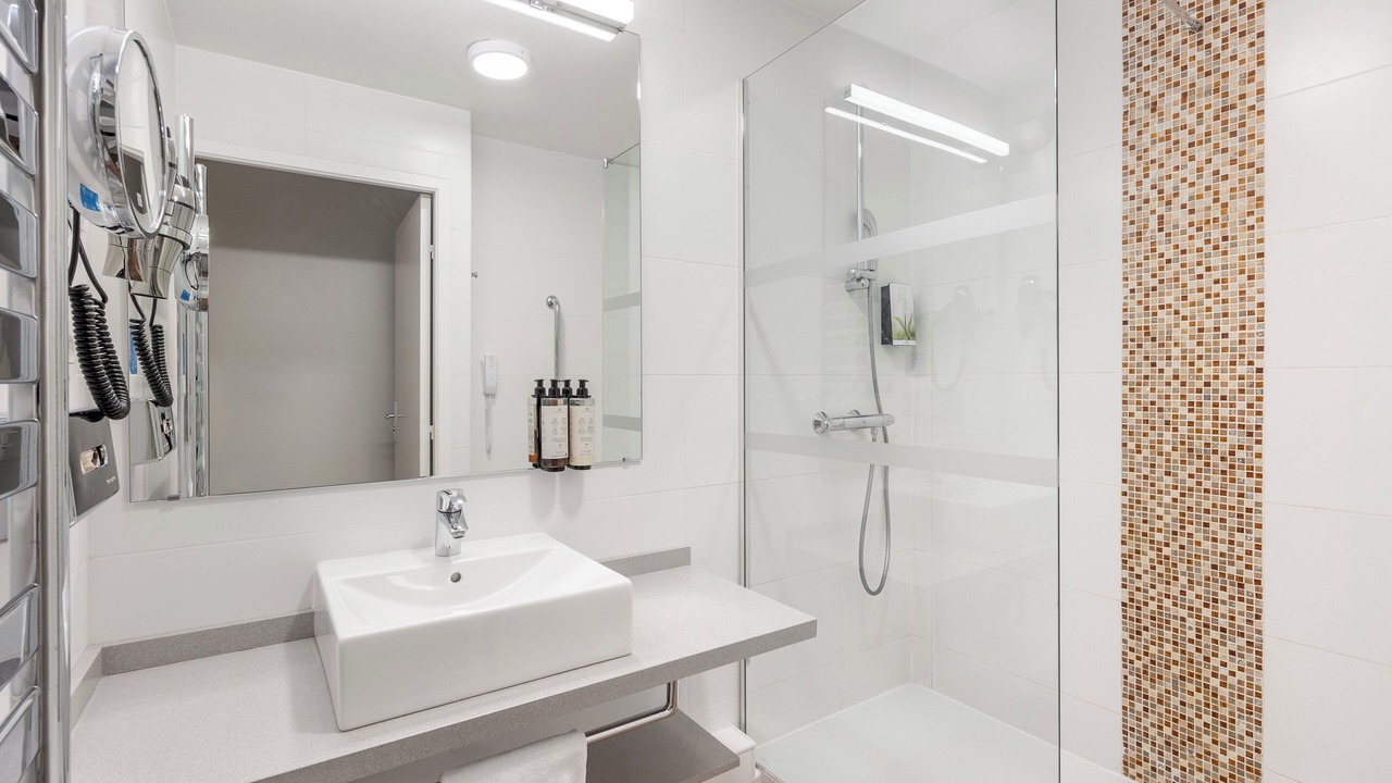 Photo of Bathroom in Diderot