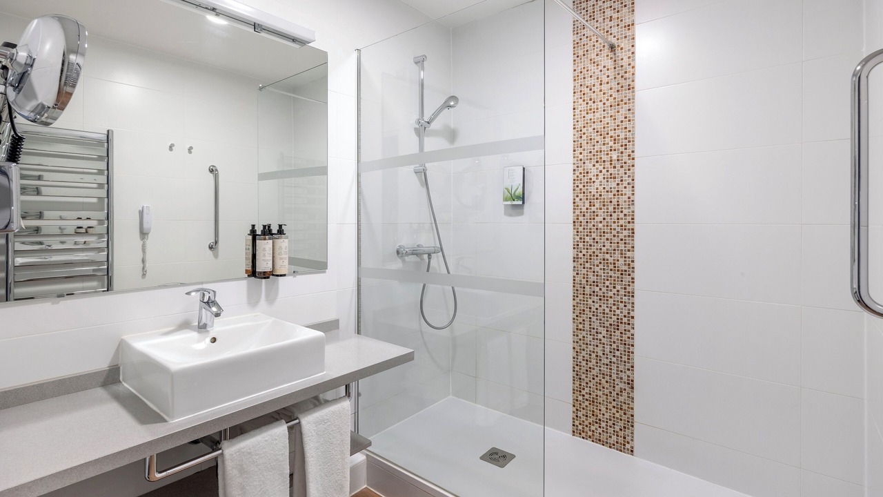 Photo of Bathroom in Diderot