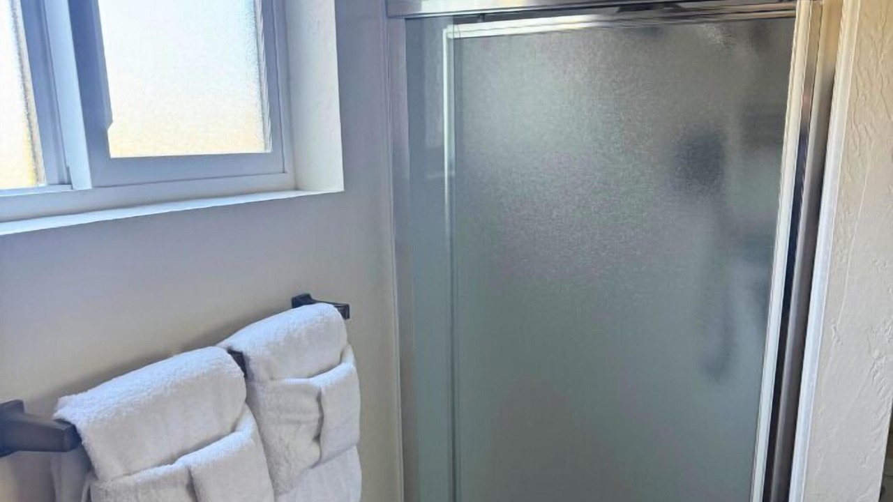 Photo of Bathroom in Lakeside Park