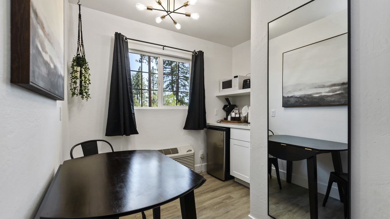 Photo of Bedroom in Lakeside Park