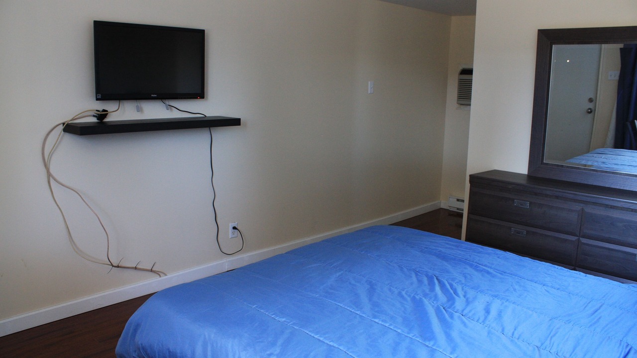 Photo of Bedroom in Saint-Hubert