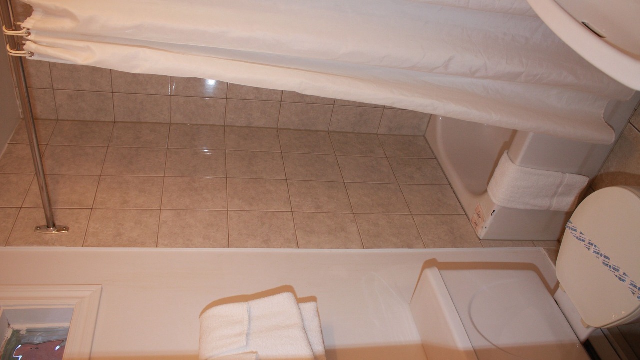 Photo of Bathroom in Saint-Hubert