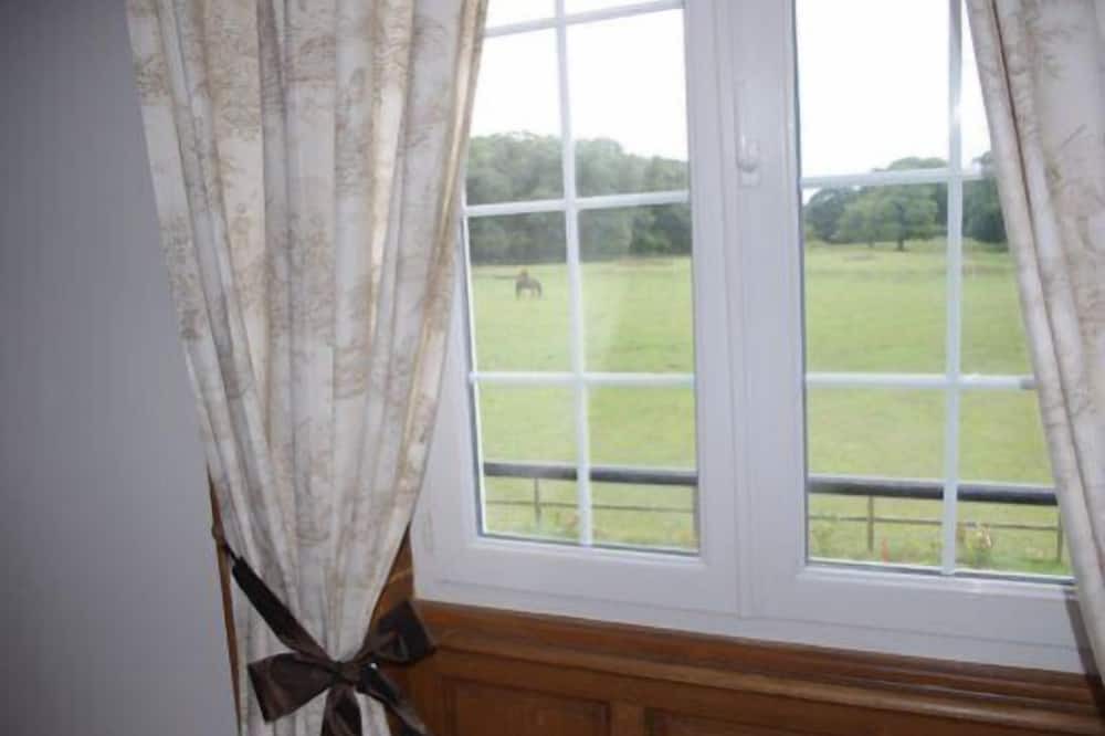 Photo of Bedroom in Saint-Mars-du-Desert