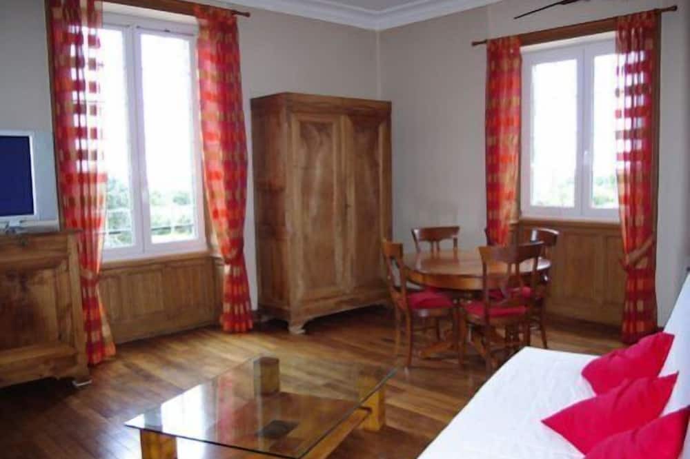 Photo of Livingroom in Saint-Mars-du-Desert