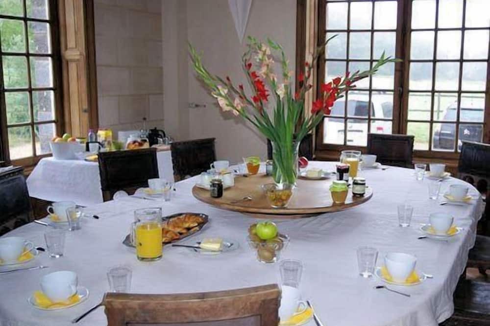 Photo of Others in Saint-Mars-du-Desert