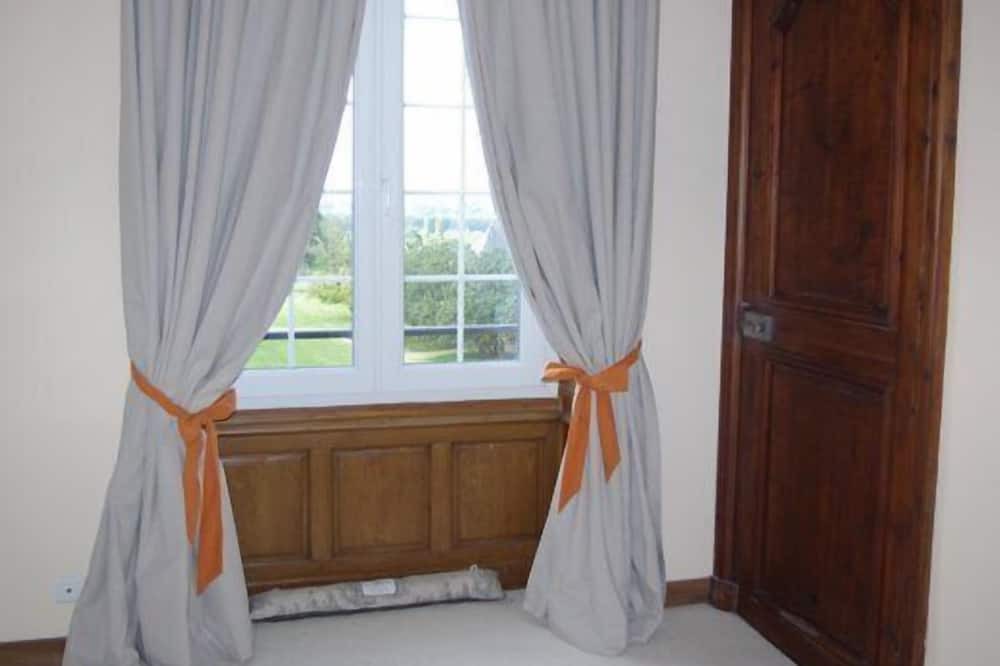 Photo of Bedroom in Saint-Mars-du-Desert