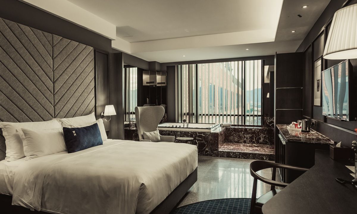 Photo of Bedroom in Taman Istana