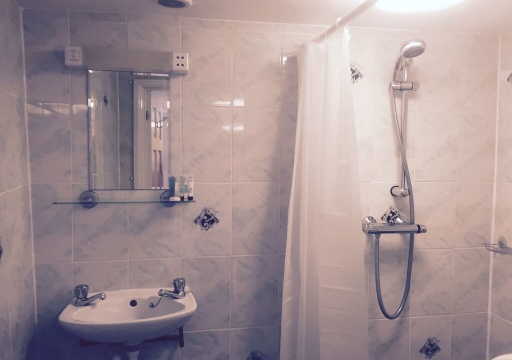 Photo of Bathroom in Buckfastleigh