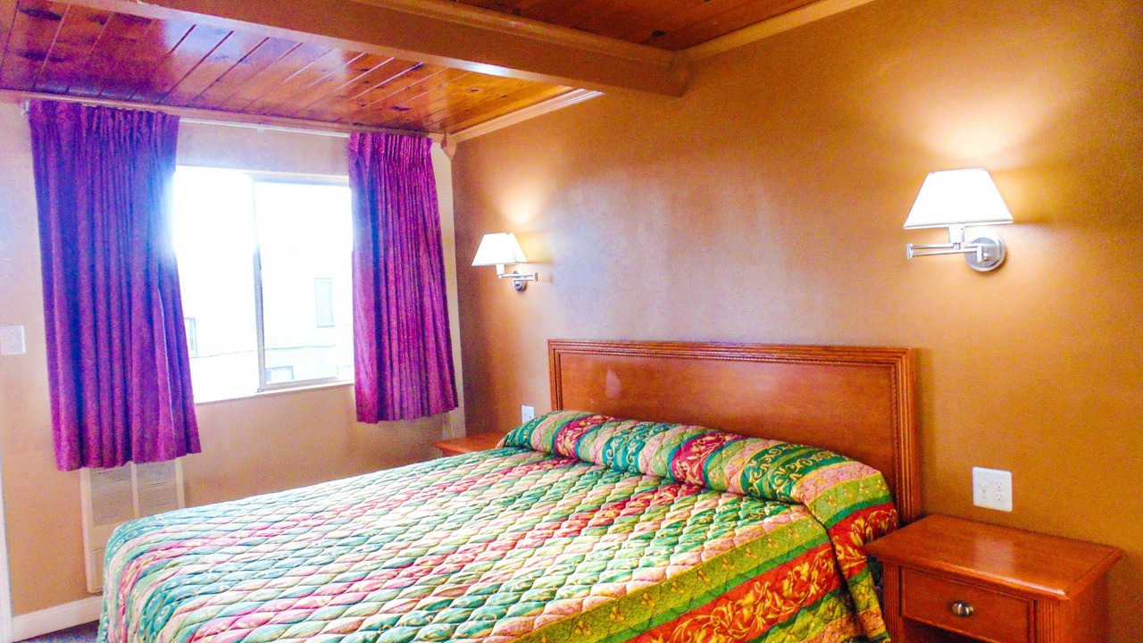Photo of Bedroom in Ocean View and Fourth Street