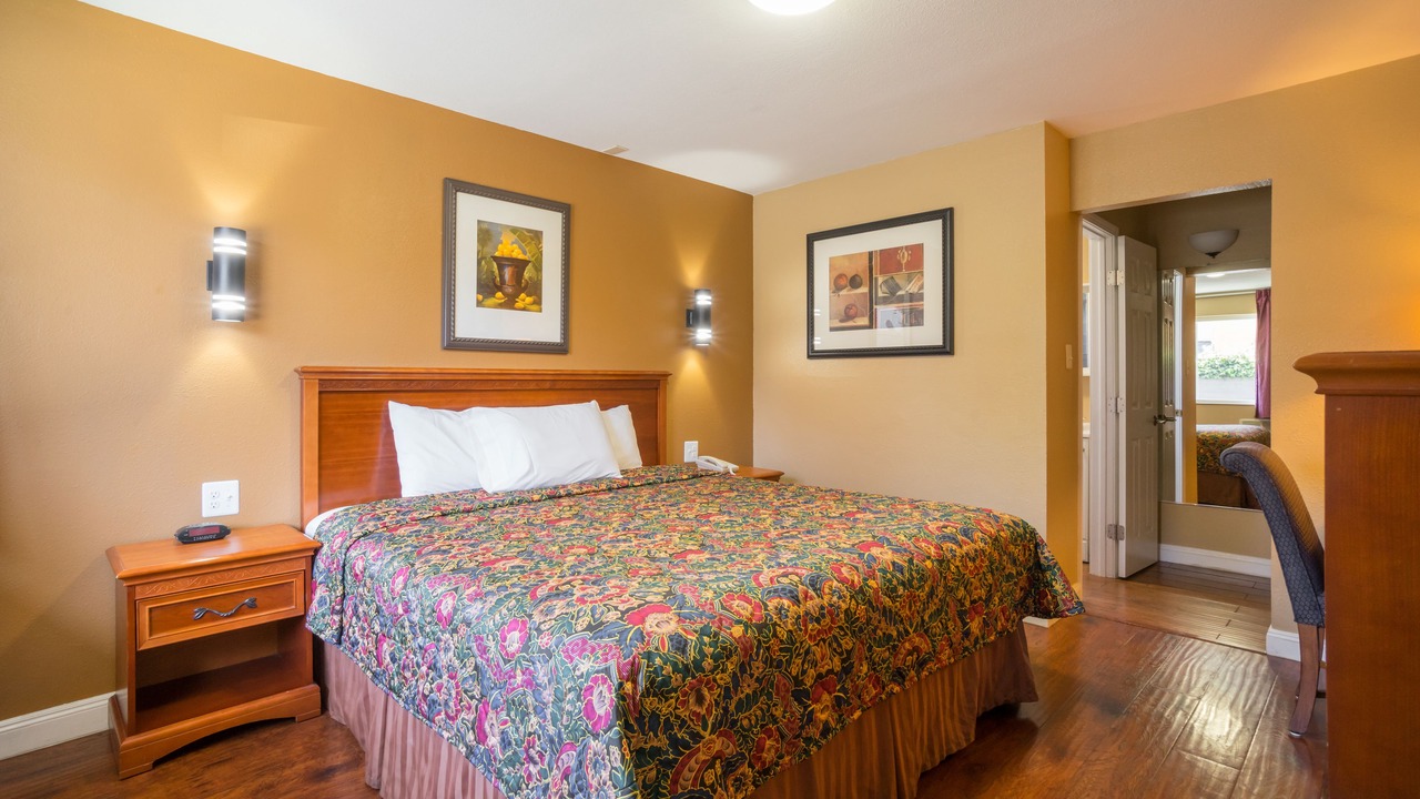 Photo of Bedroom in Ocean View and Fourth Street