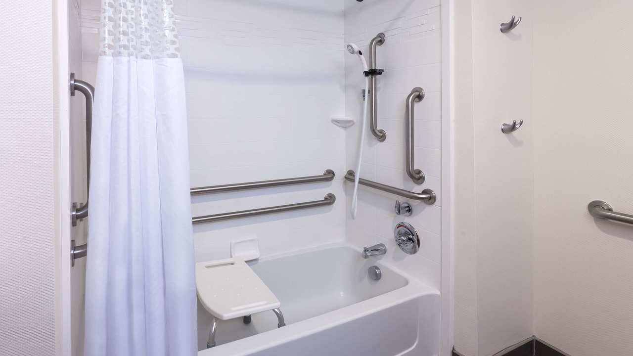 Photo of Bathroom in Marion