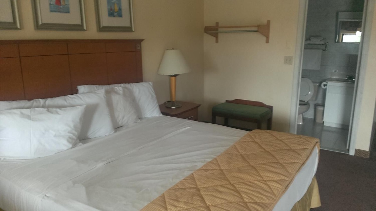 Photo of Bedroom in Naugatuck