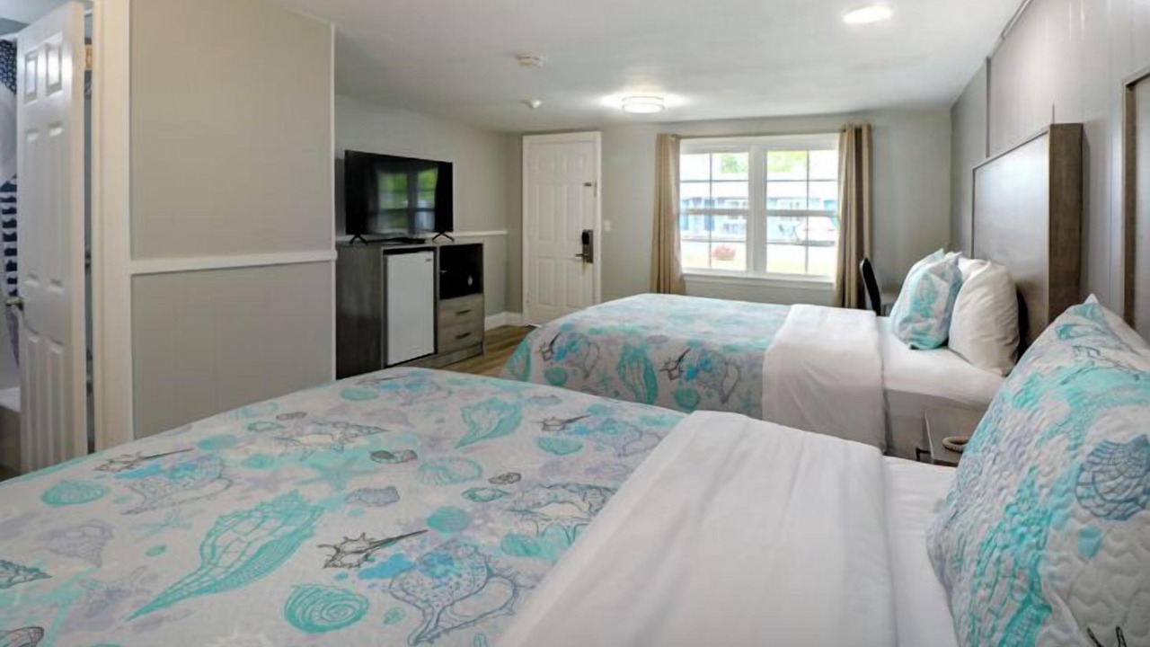 Photo of Bedroom in West Yarmouth