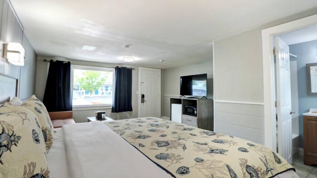 Photo of Bedroom in West Yarmouth