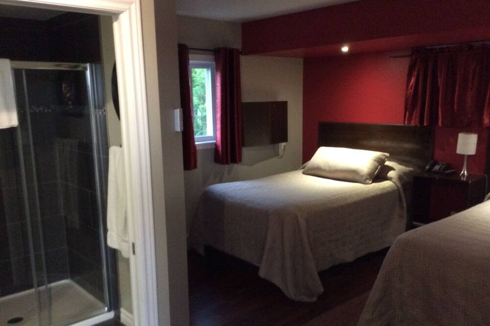 Photo of Bedroom in Cap de la Madeleine