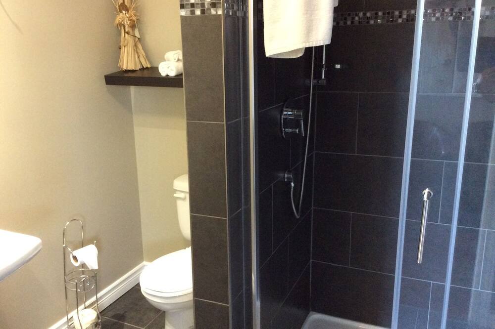 Photo of Bathroom in Cap de la Madeleine